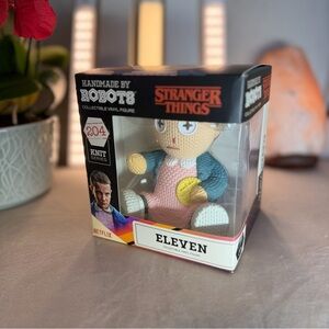 STRANGER THINGS (11) Eleven Figure Handmade by Robots Knit Series 204